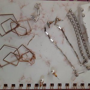 Set of Earrings